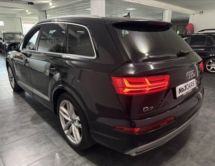Audi Q7 SUV / Terénní 3,0 l 200 kw