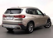 BMW X5 SUV 3,0 l 250 kw