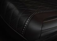 Aston Martin Ostatní 25