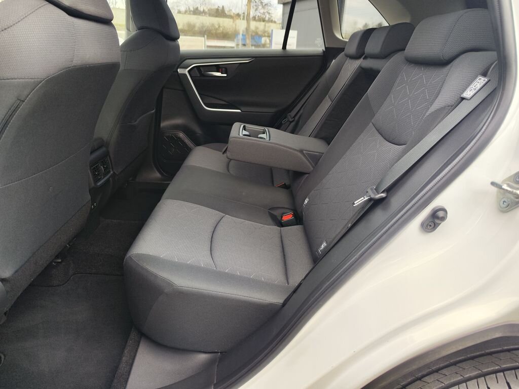 Toyota RAV4 SUV / Terénní 2,0 l 129 kw