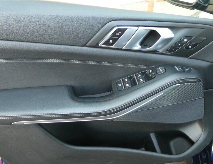 BMW X5 SUV / Terénní 3,0 l 195 kw