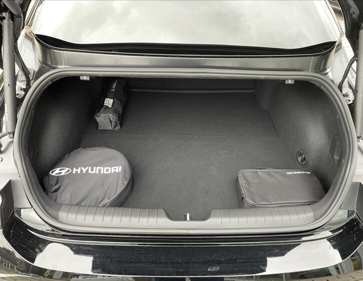 Hyundai Ioniq 6 Sedan / Limuzína 0,0 168 kw