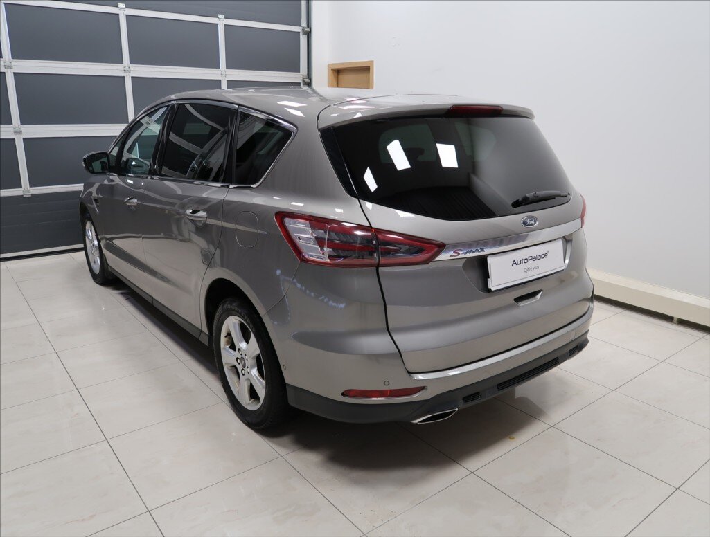 Ford S-MAX MPV 2,0 l 132 kw