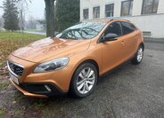 Volvo V40 1