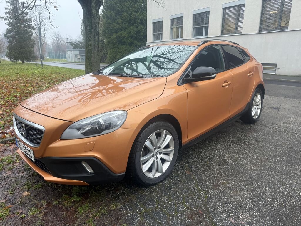 Volvo V40