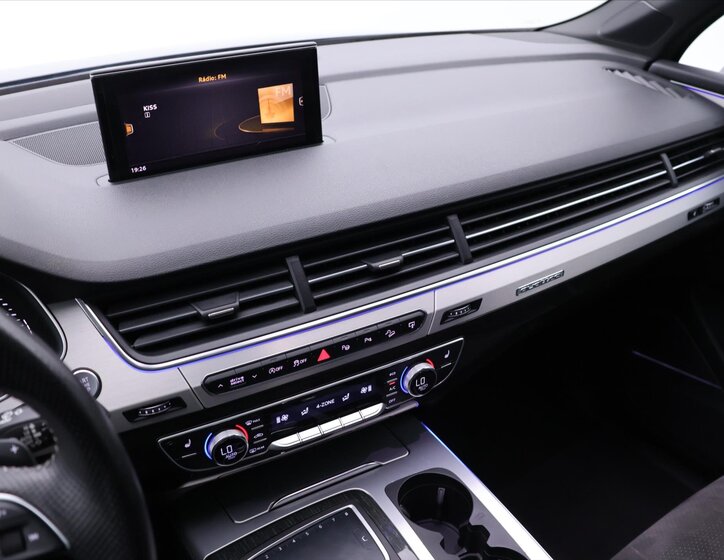 Audi Q7 SUV / Terénní 3,0 l 200 kw