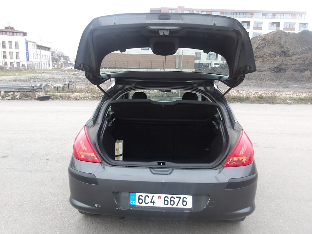 Peugeot 308 Hatchback 1,4 l 70 kw