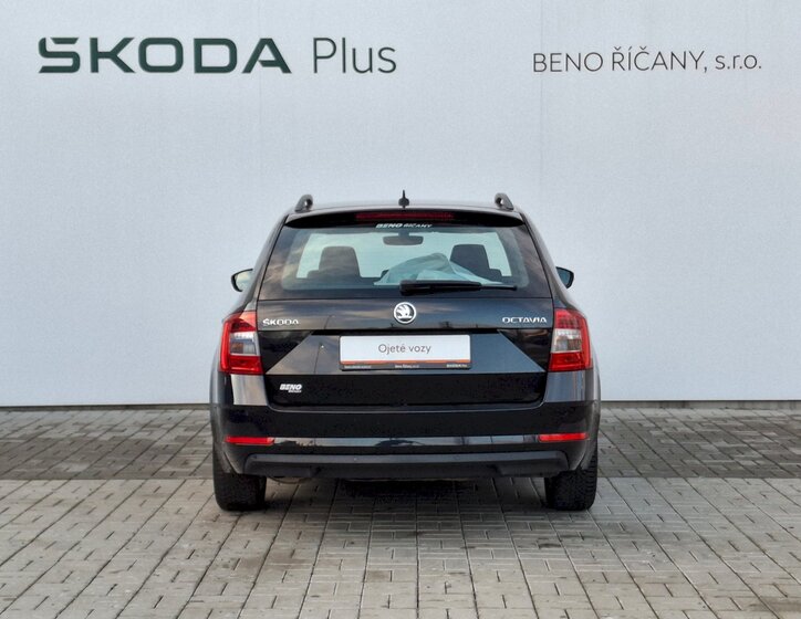 Škoda Octavia Kombi 2,0 l 110 kw