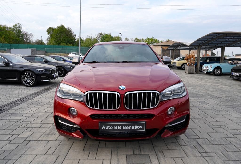 BMW X6 SUV / Terénní 3,0 l 280 kw