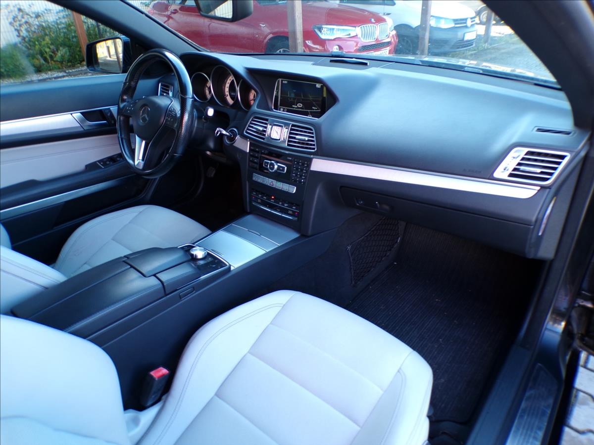 Mercedes-Benz Třídy E