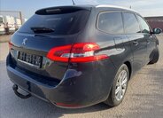 Peugeot 308 Kombi 1,5 l 96 kw