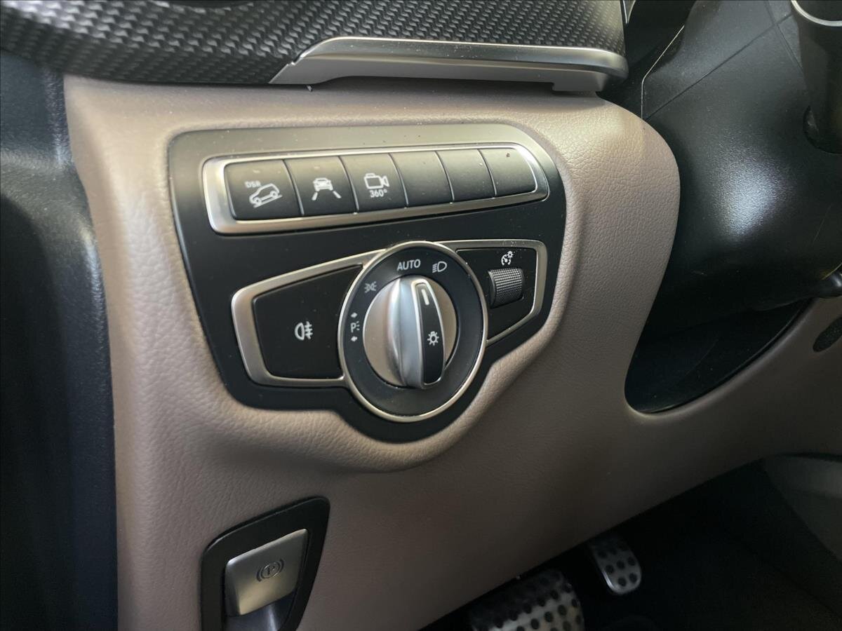 Mercedes-Benz Třídy V MPV 2,0 l 174 kw