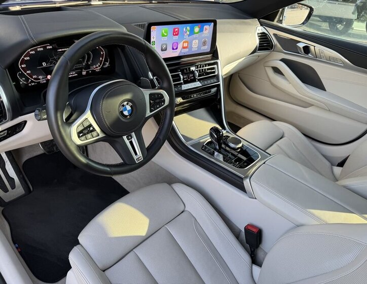 BMW Řada 8 Sedan / Limuzína 3,0 l 245 kw