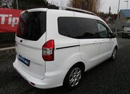 Ford Tourneo Courier 4
