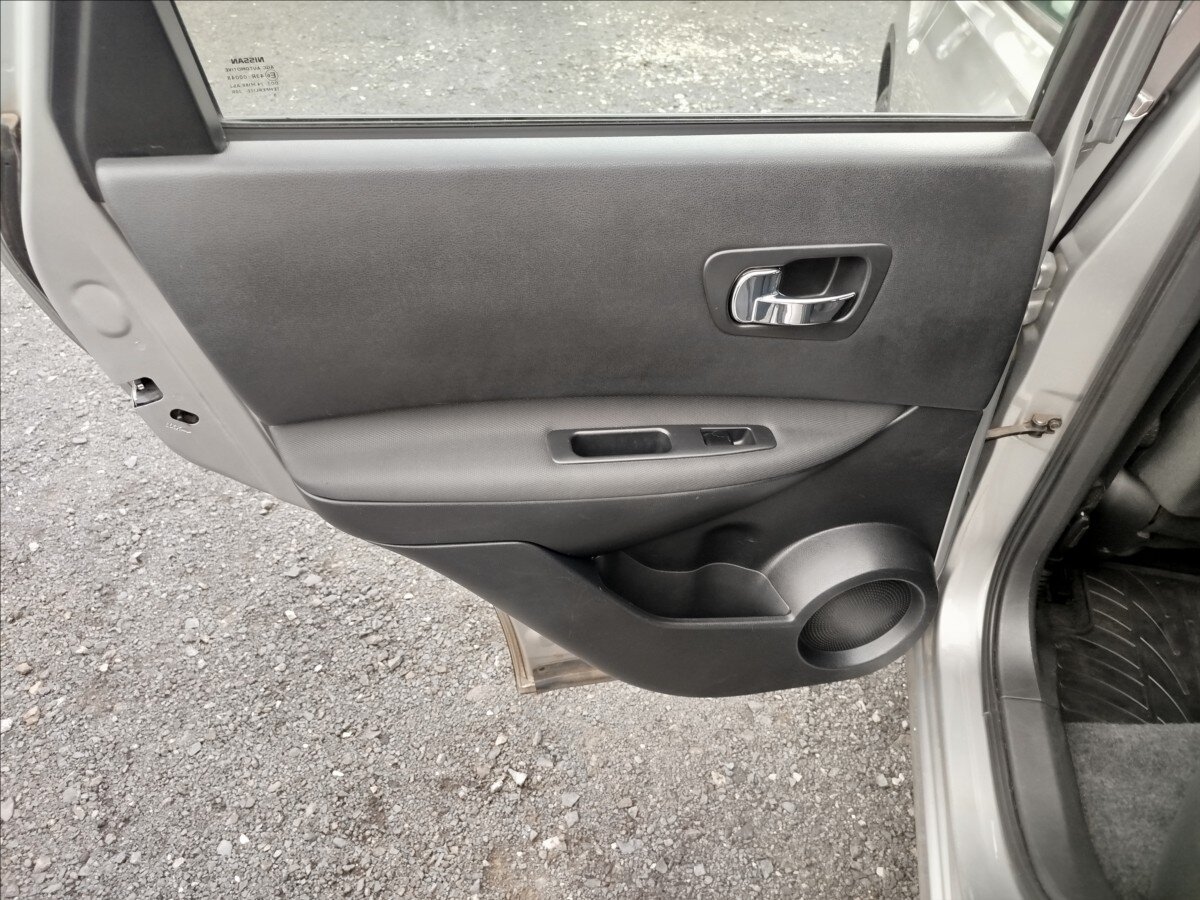 Nissan Qashqai SUV 2,0 l 110 kw