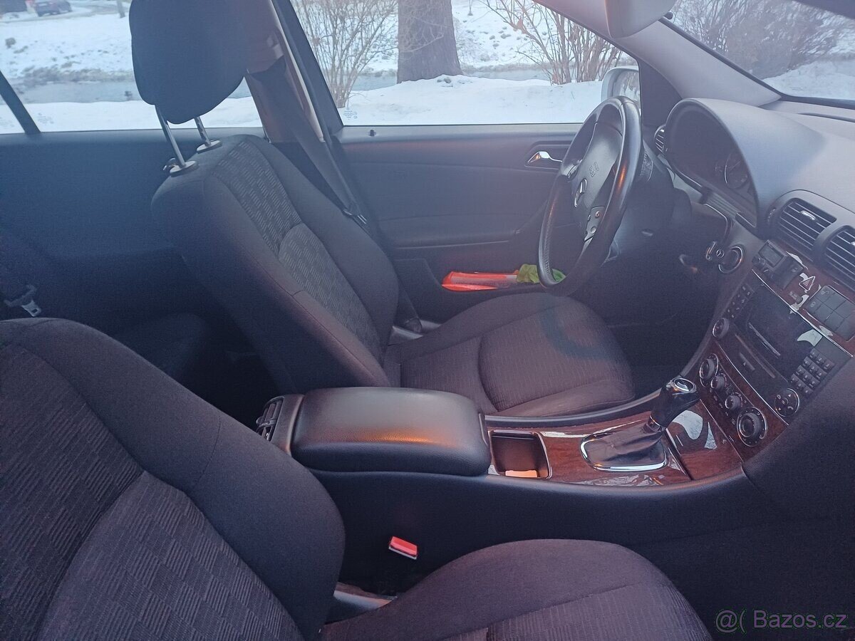 Mercedes-Benz Třídy C Kombi 0,0 0
