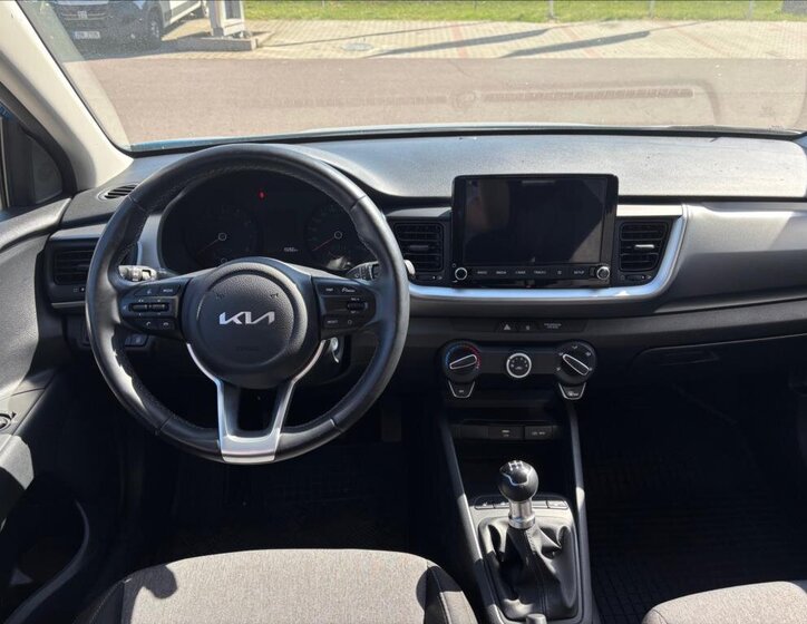 KIA Stonic Kombi 1,2 l 61 kw