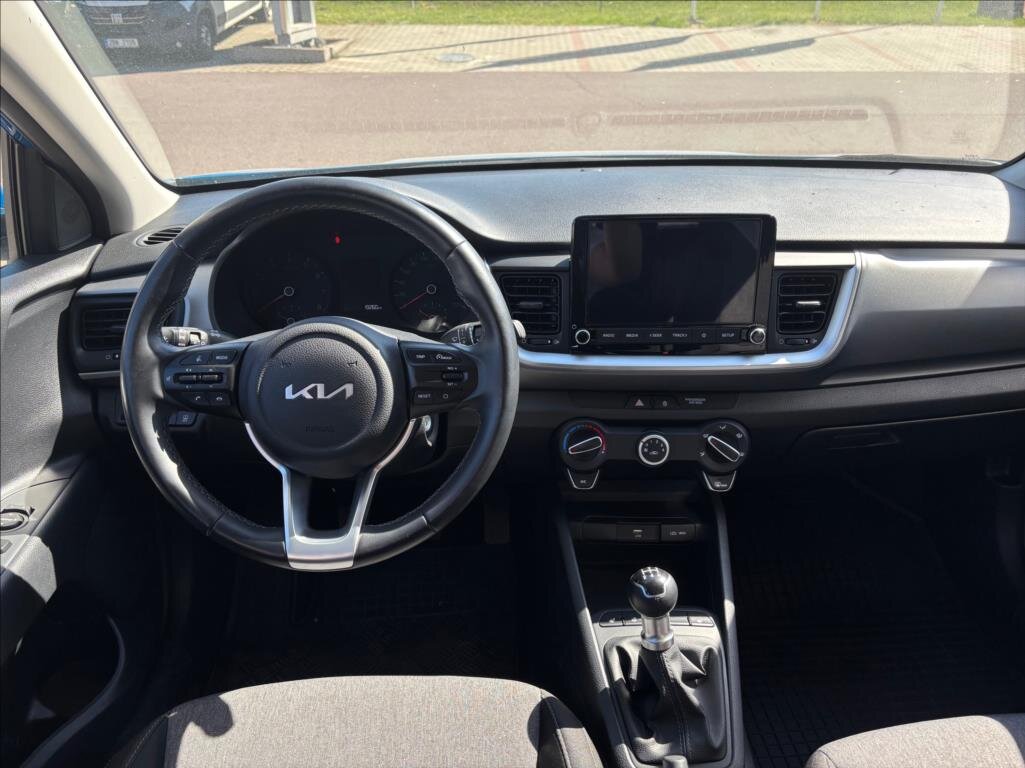 KIA Stonic Kombi 1,2 l 61 kw