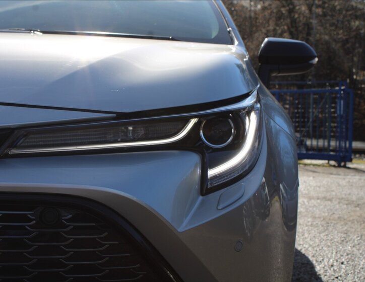 Toyota Corolla Kombi 2,0 l 112 kw