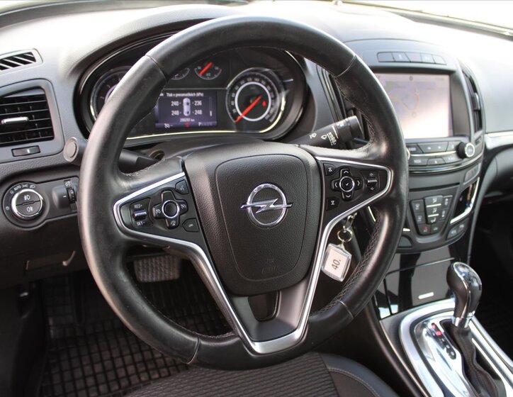 Opel Insignia Liftback 2,0 l 125 kw