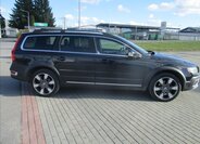 Volvo XC70 5