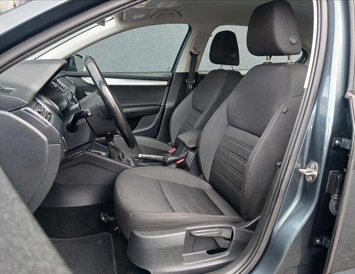 Škoda Octavia Sedan / Limuzína 1,6 l 85 kw