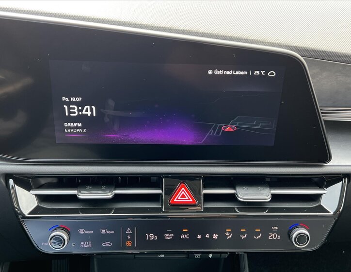 KIA Niro CUV / Crossover 1,6 l 95 kw