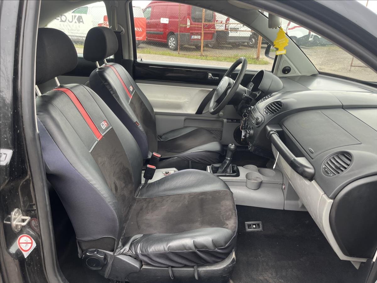 Volkswagen New Beetle Hatchback 1,6 l 74 kw