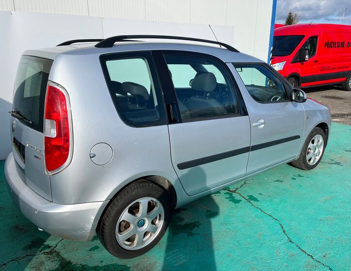 Škoda Roomster 2