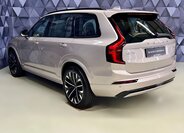 Volvo XC90 SUV / Terénní 2,0 l 335 kw