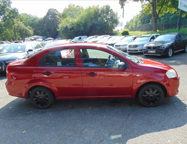 Chevrolet Aveo Sedan 1,2 l 62 kw
