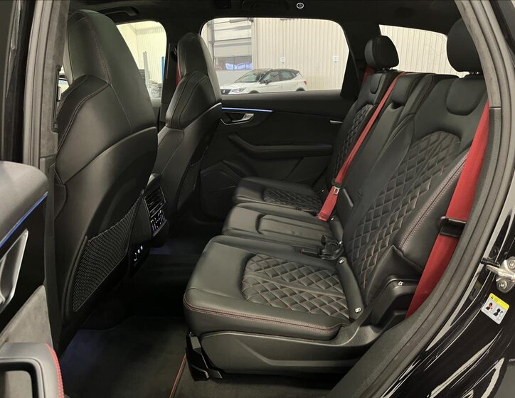 Audi SQ7 Kombi 4,0 l 320 kw