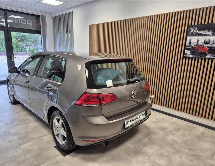 Volkswagen Golf Hatchback 1,2 l 81 kw