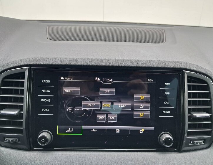 Škoda Karoq SUV / Terénní 2,0 l 110 kw