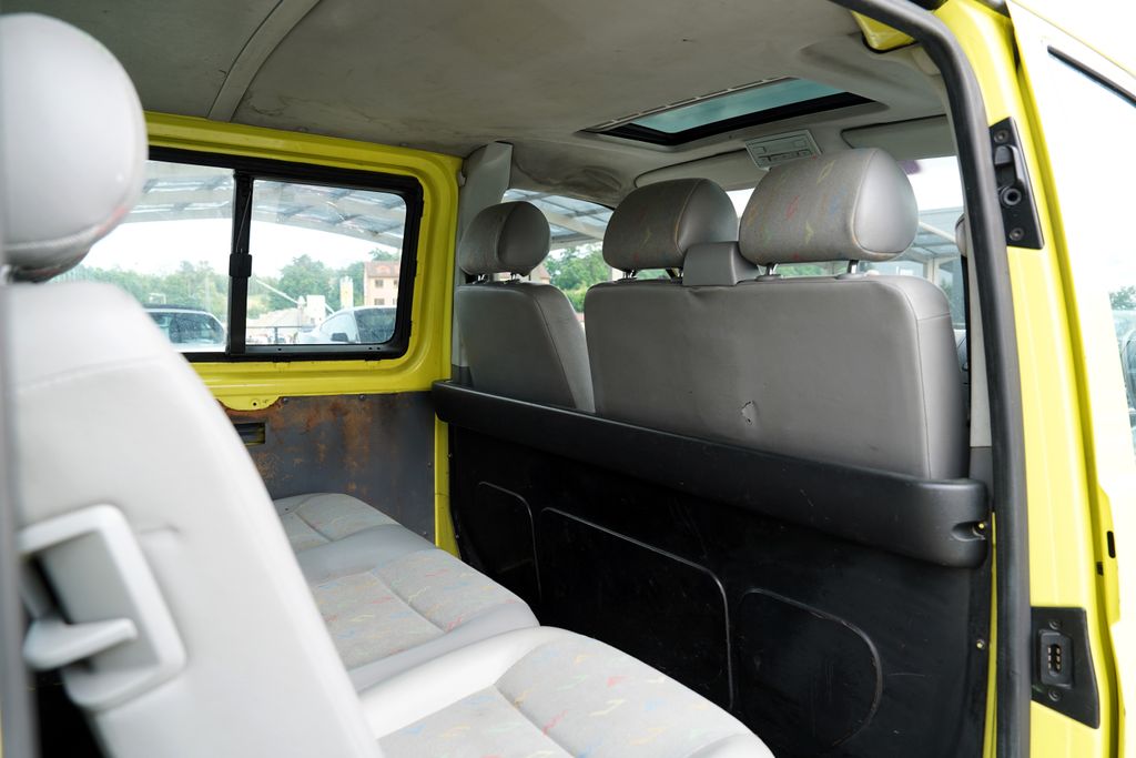 Volkswagen Caravelle