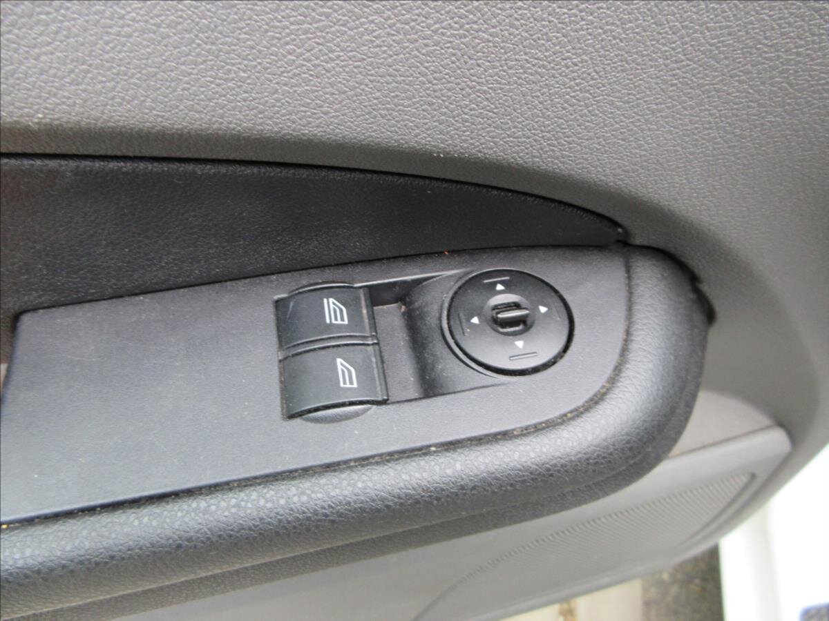 Ford Focus Kombi 1,6 l 66 kw