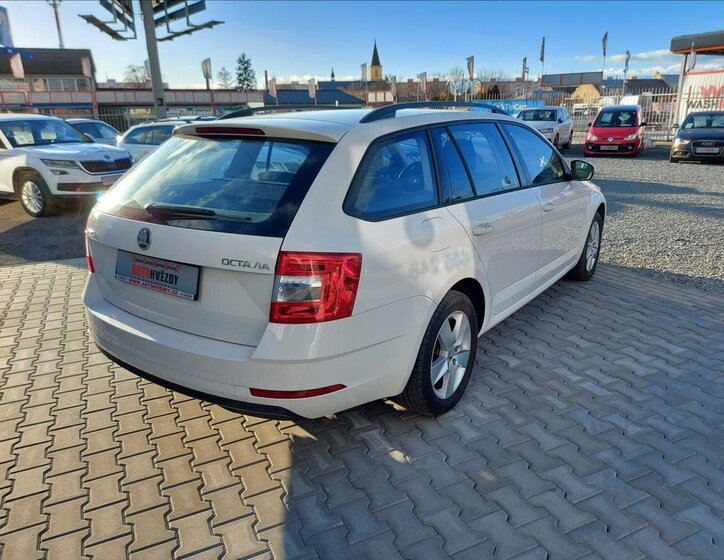 Škoda Octavia Kombi 1,6 l 85 kw