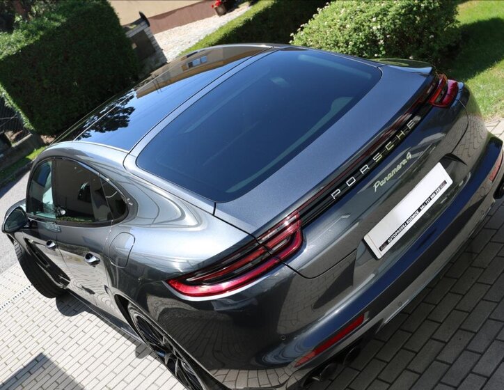Porsche Panamera 17