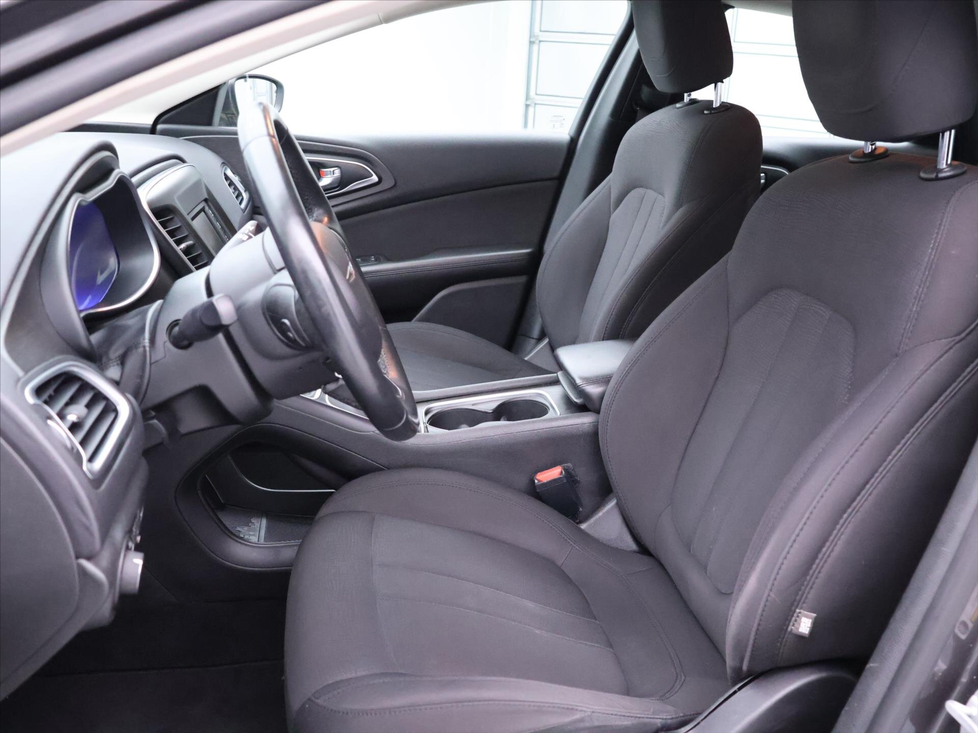 Chrysler 200 Sedan 2,4 l 135 kw