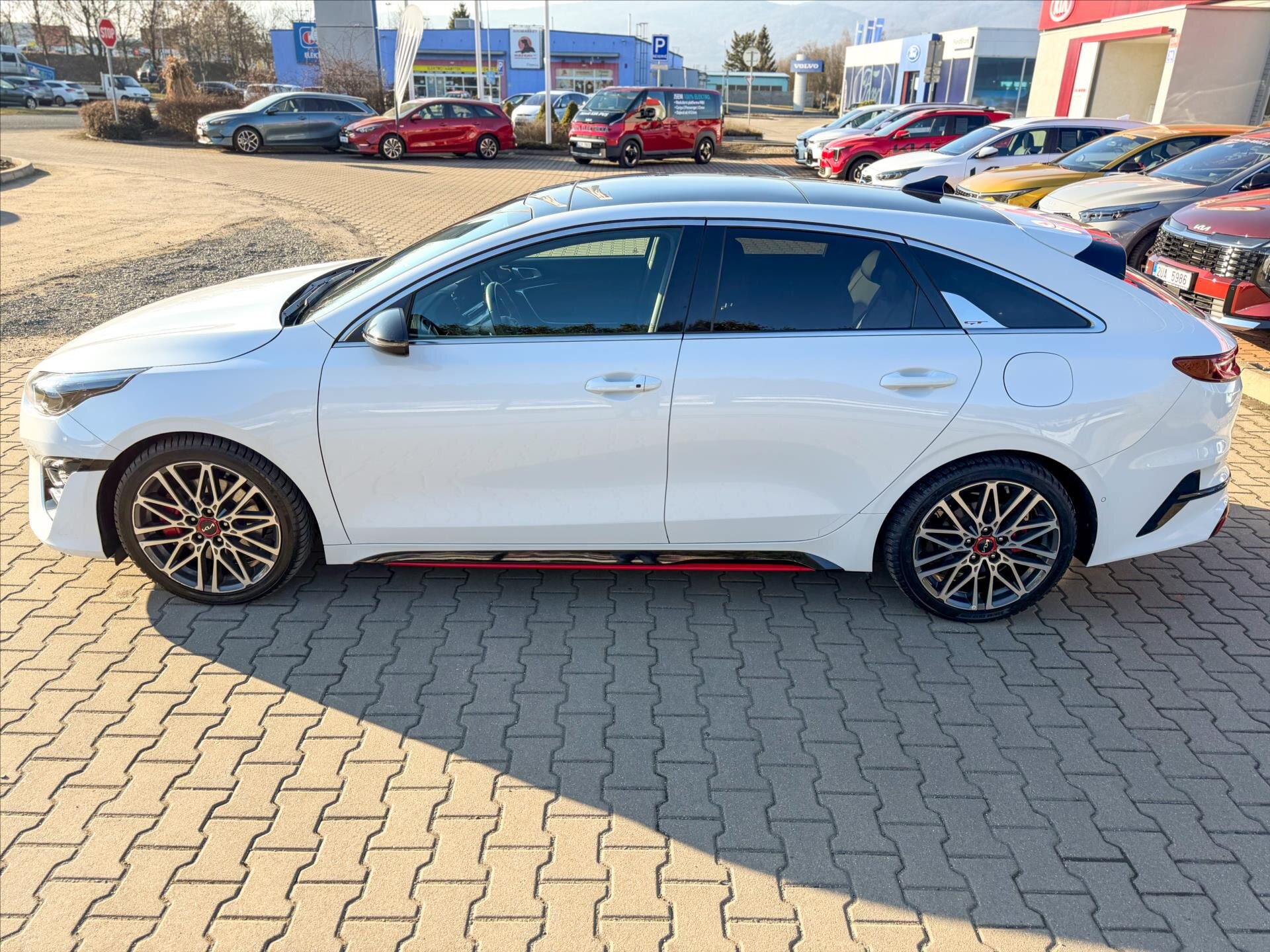 KIA ProCeed Liftback 1,6 l 150 kw