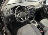 Volkswagen Tiguan 6