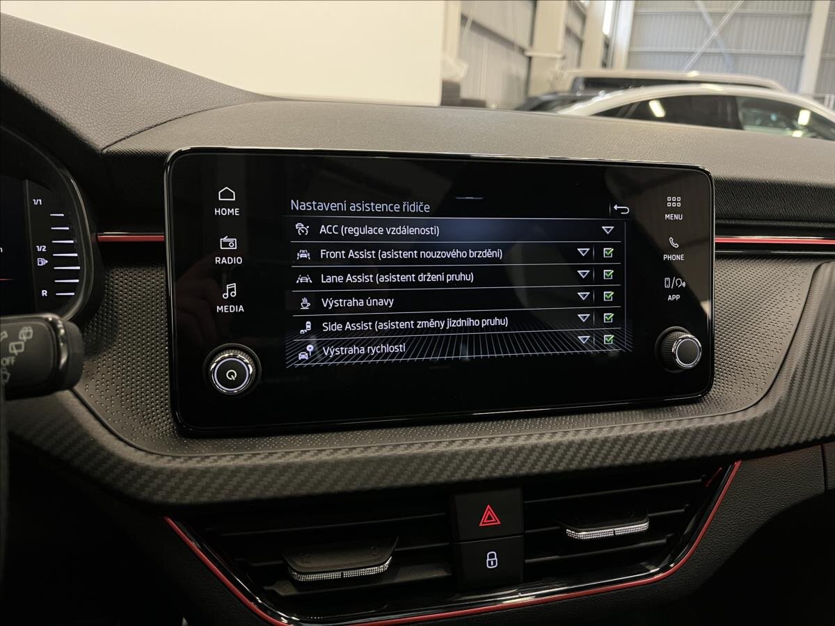 Škoda Kamiq SUV 1,5 l 110 kw