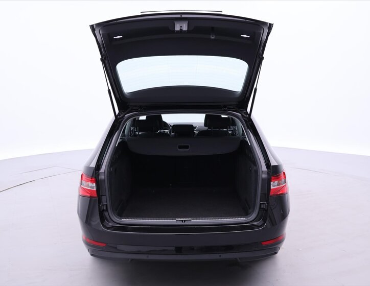 Škoda Superb Kombi 2,0 l 147 kw