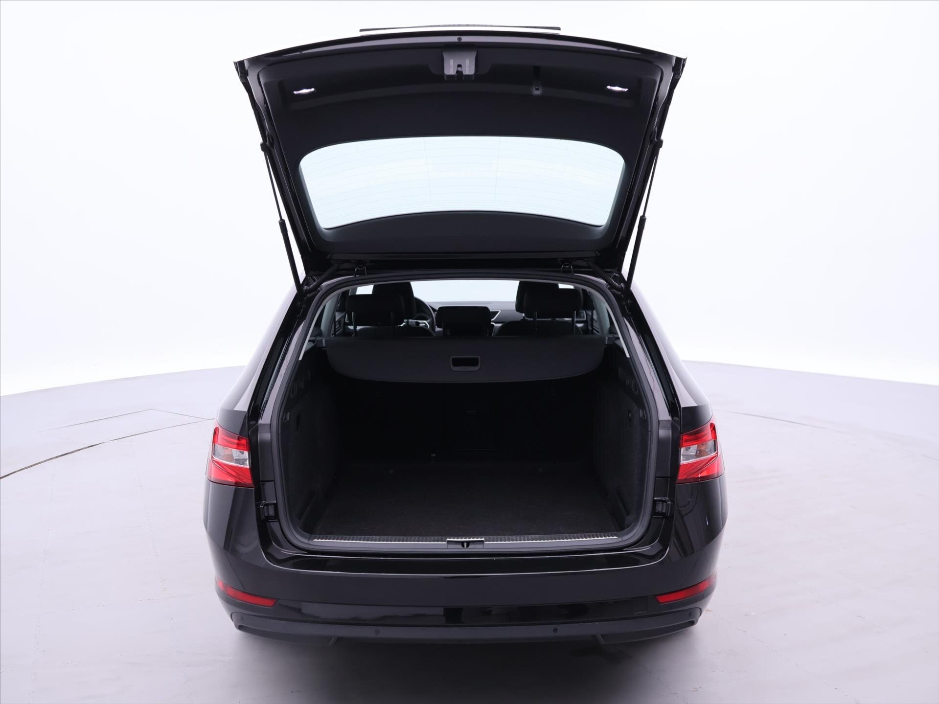 Škoda Superb Kombi 2,0 l 147 kw