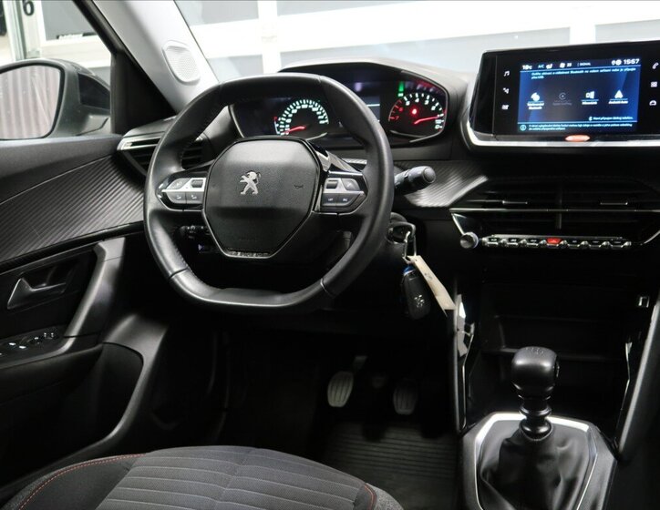 Peugeot 2008 SUV / Terénní 1,2 l 74 kw