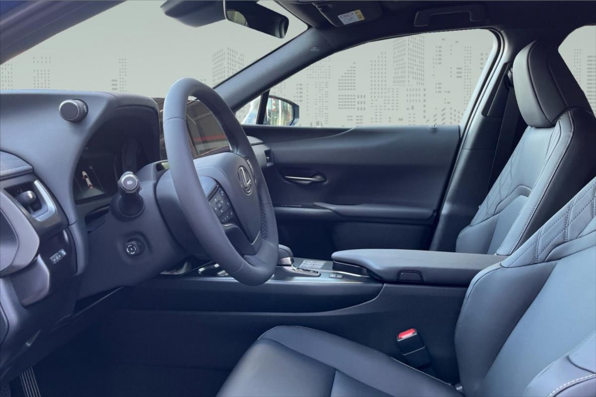 Lexus UX 250h