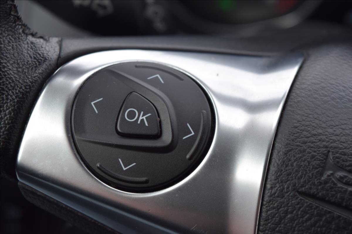 Ford Focus Kombi 998,0 92 kw