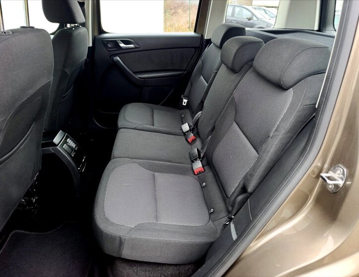 Škoda Yeti SUV / Terénní 1,6 l 77 kw