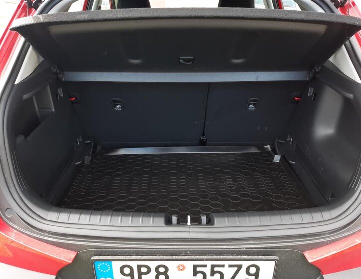 KIA Stonic SUV / Terénní 1,2 l 58 kw