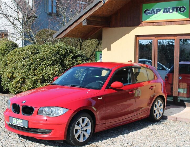 BMW Řada 1 Hatchback 2,0 l 105 kw